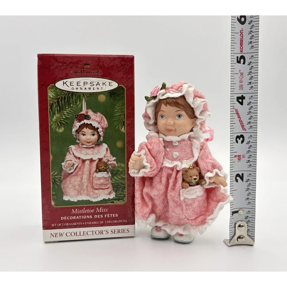 2001 Hallmark Keepsake Ornament Mistletoe Miss 1st Doll Bear QX8092 Vintage